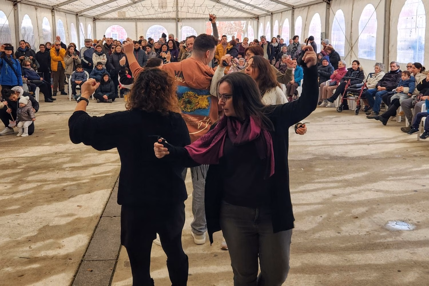 Es Castell acogerá este sábado la Ballada Insular de FEMEFOLK