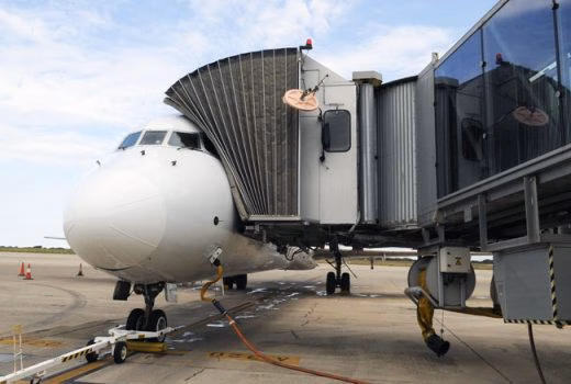 El aeropuerto de Menorca operará 863 vuelos en Semana Santa, un 38,5 % más que en 2024