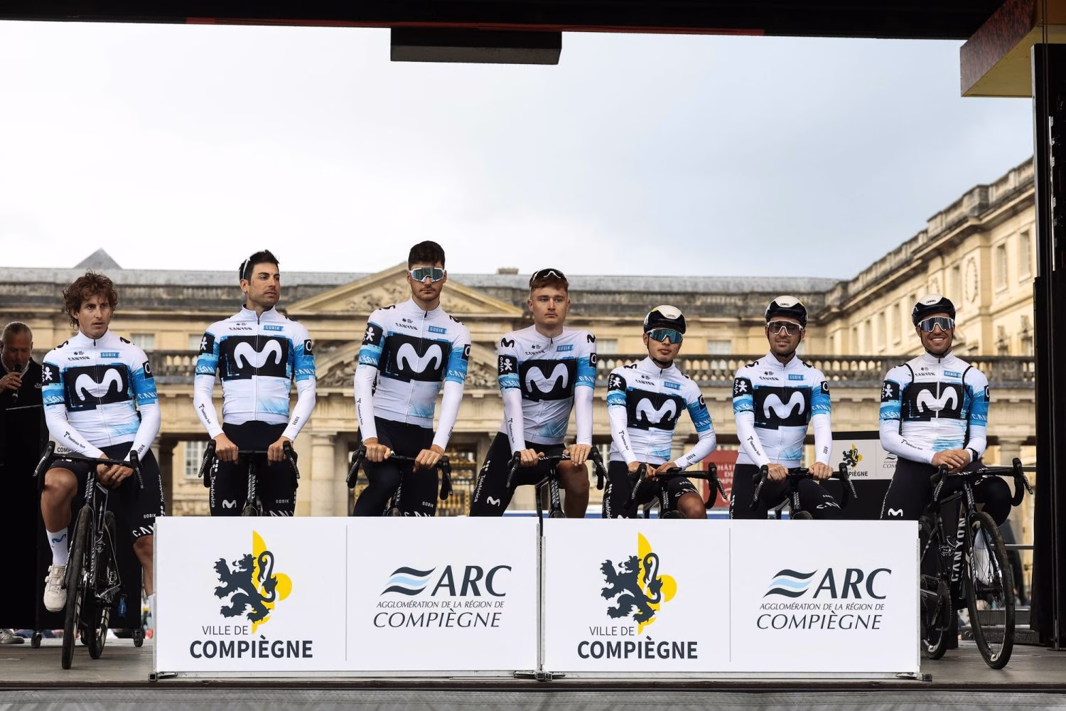 Albert Torres sufre una caída en la París-Roubaix