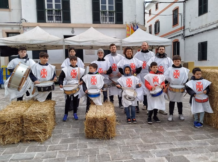 (Fotos) Es Migjorn se traslada al medievo