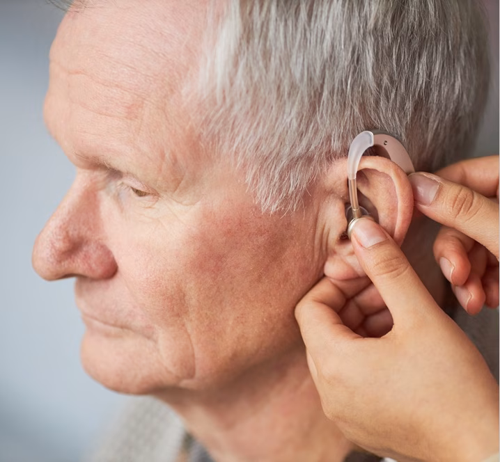 Viaja a Madrid y ahorra comprando los mejores audífonos para sordos de 2025