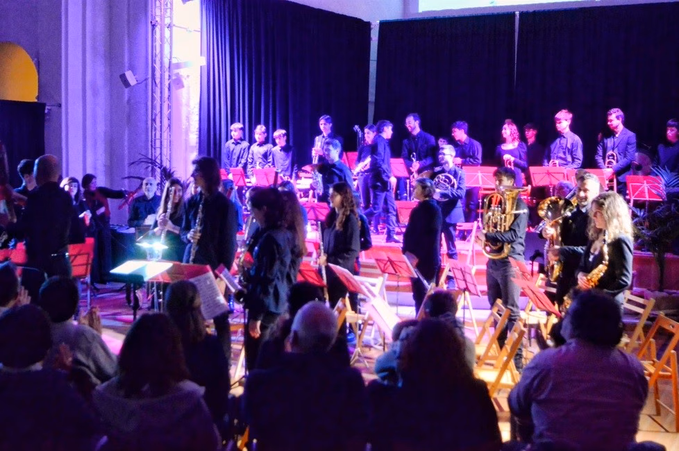 (Fotos) Bandas sonoras y villancicos en el Concierto de Reyes de Alaior