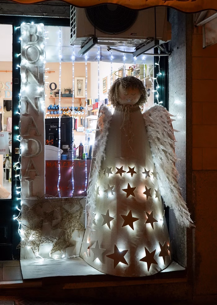 "El Costurero de Eli", el mejor escaparate de Maó