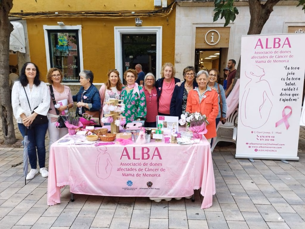 ALBA impulsa la lucha contra el cáncer de mama en Menorca con una marcha solidaria y varias actividades