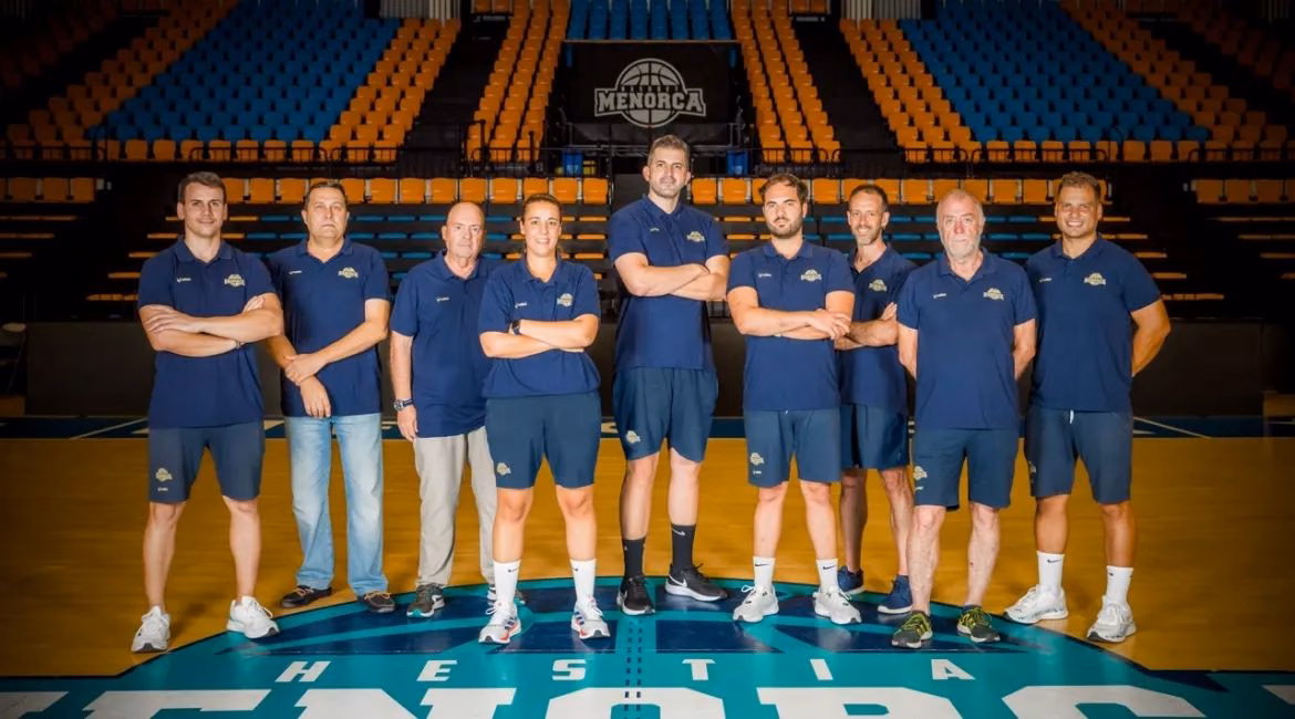 El Hestia Menorca refuerza su cuerpo técnico