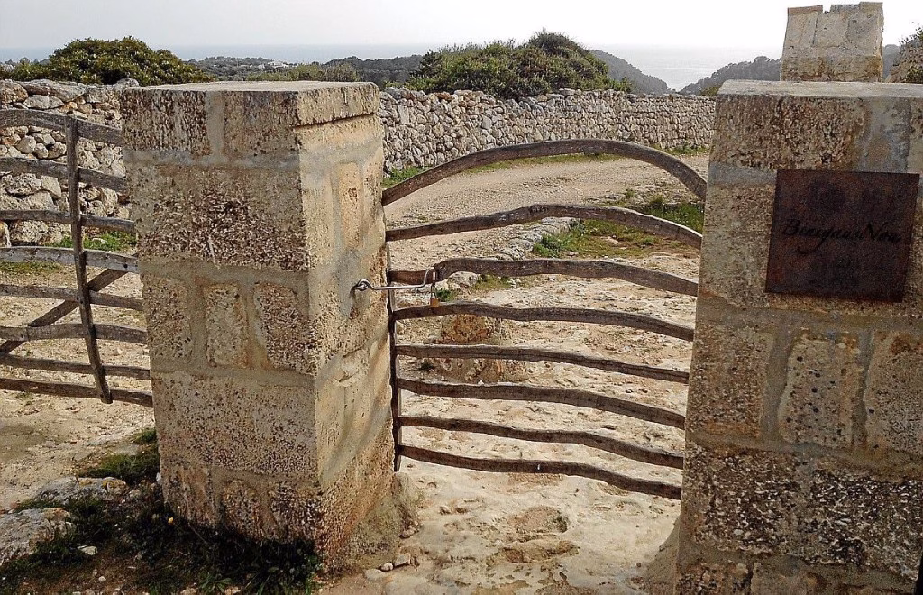 La Coordinadora Camins de Menorca detecta múltiples carencias en el catálogo de caminos de Es Migjorn