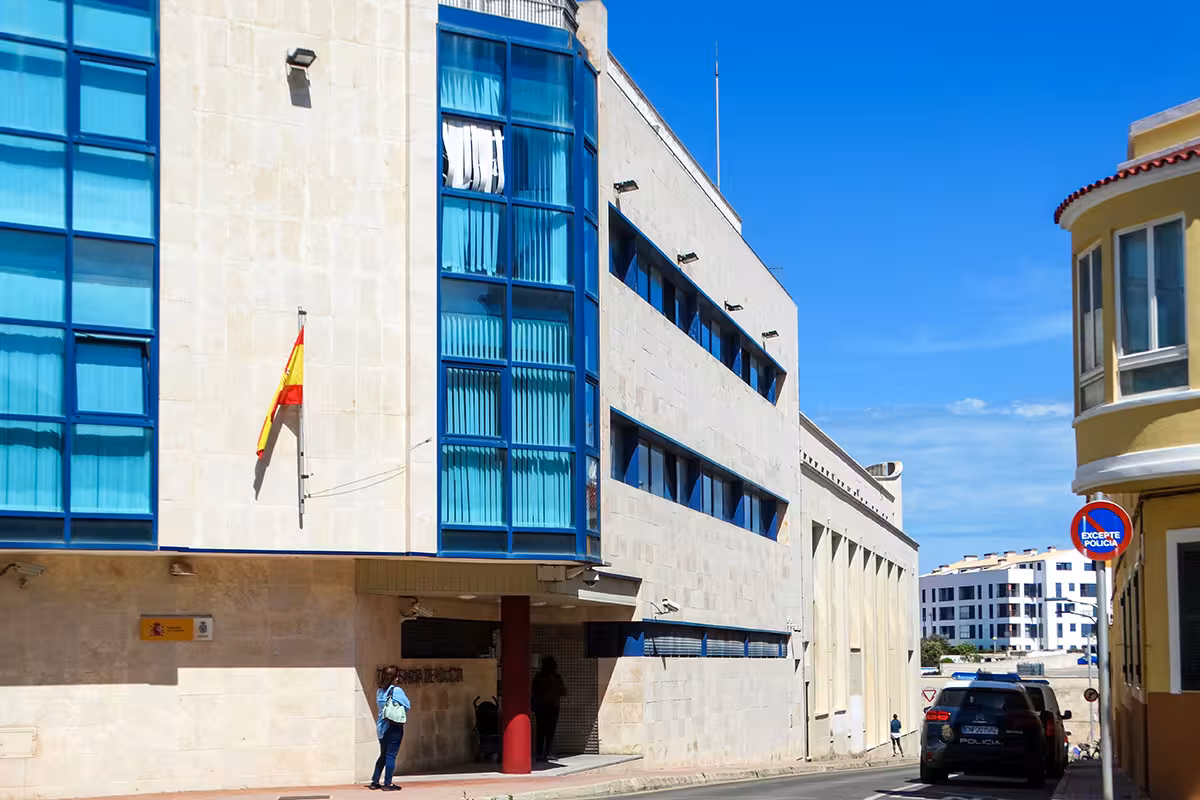 La Policía Nacional detiene a un hombre por abusos sexuales a menores en Ciutadella