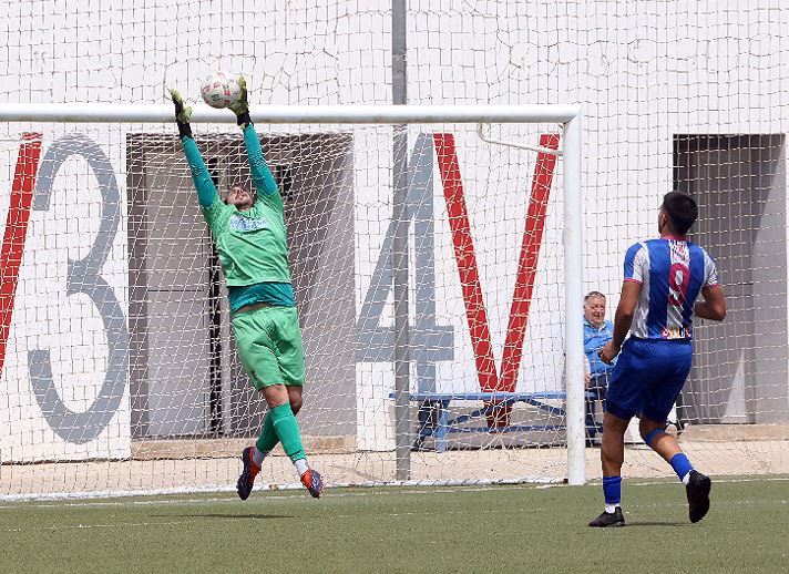 Serverense y Son Cladera son los primeros rivales de Sporting de Mahón y Ferreries