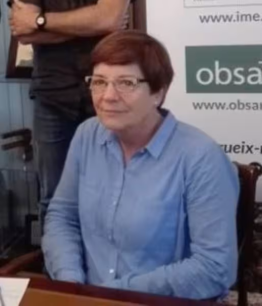 Fina Salord presenta su biografía en el Ateneu de Maó