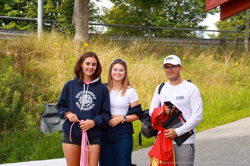María Correa e Inés Abreu del Club Marítimo Mahón, en el Europeo sub-21 de vela