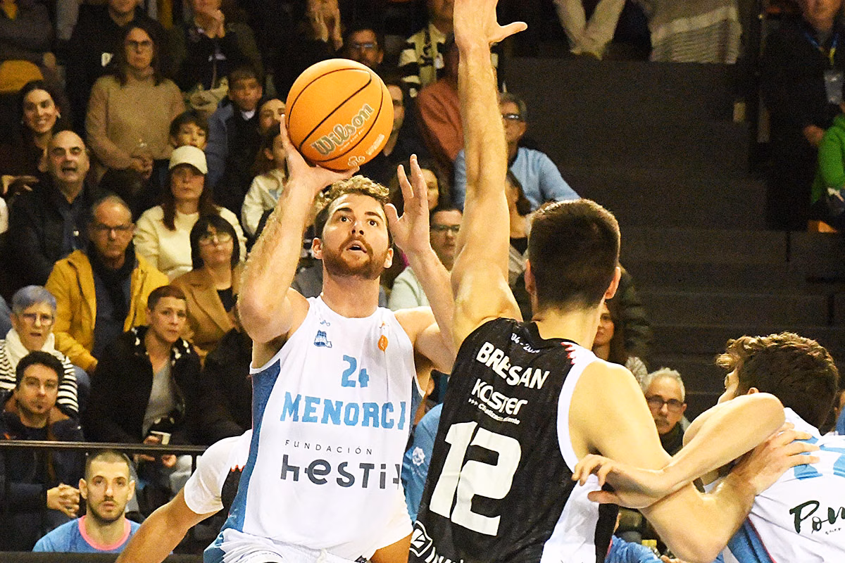 El Hestia Menorca se juega la vida en Asturias ante un Oviedo casi salvado