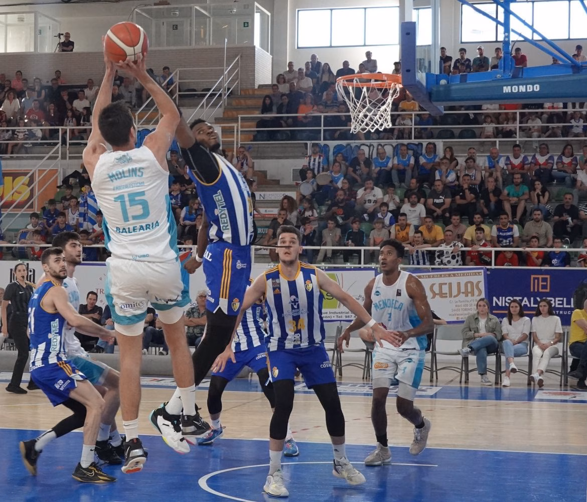 El Hestia Menorca quiere rematar la faena ante su afición