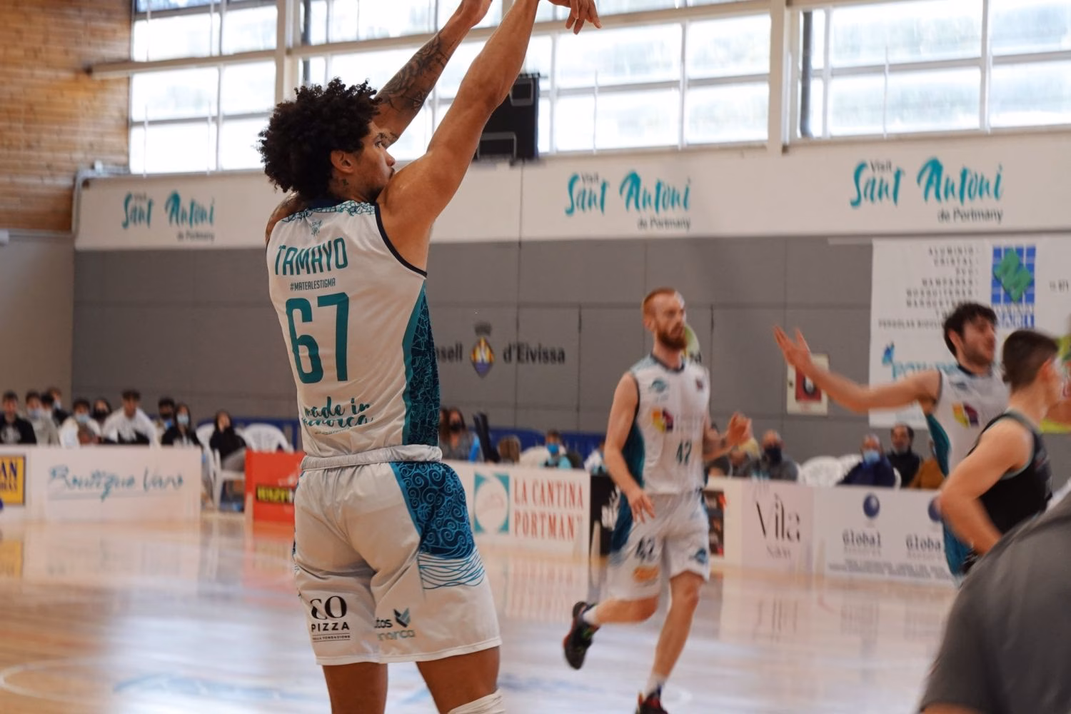 El Hestia Menorca acaba quinto tras la derrota en Eivissa y jugará ante el Zamora