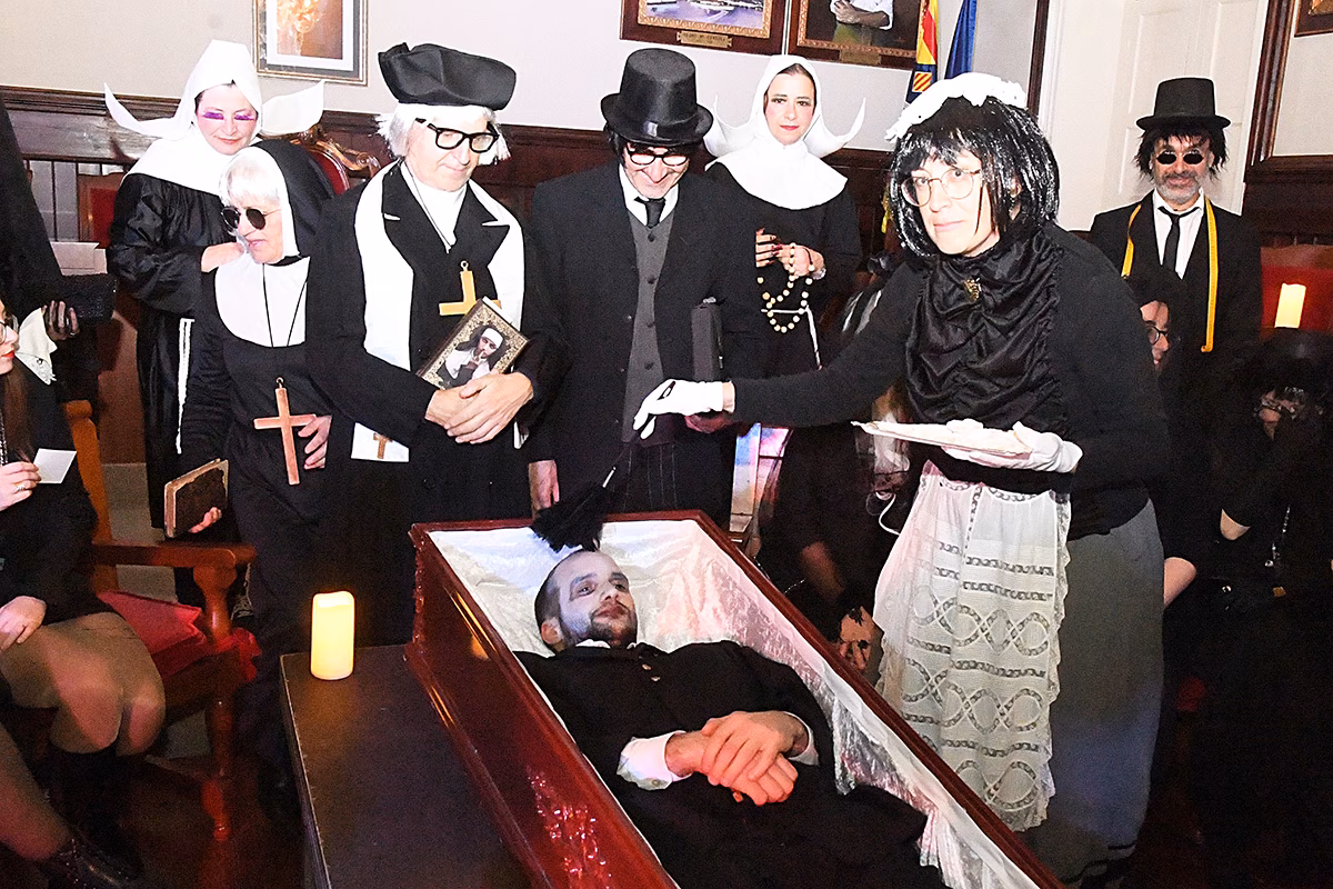 (Fotos) Dolor por la muerte de Camestortes