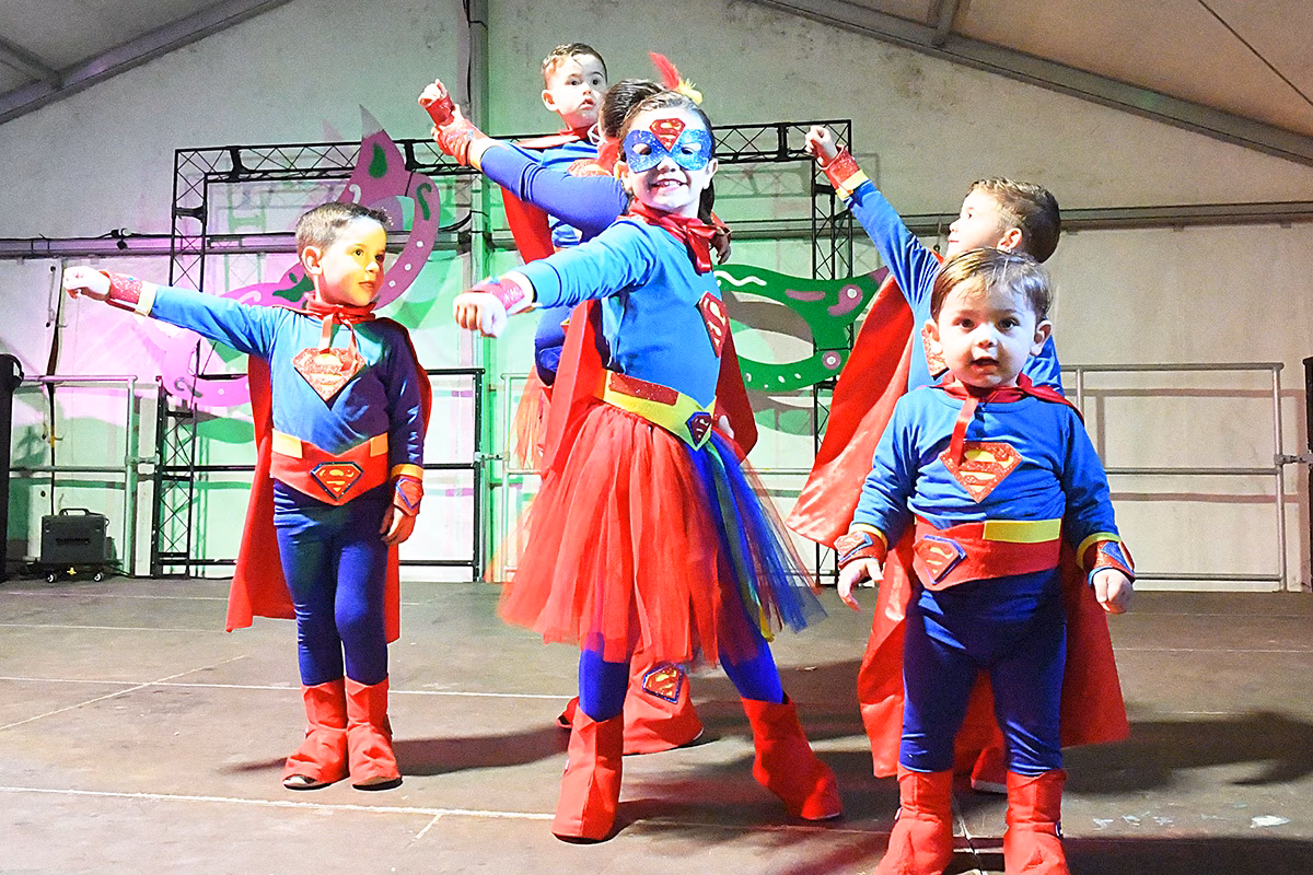 (Fotos) Los más pequeños disfrutan de su fiesta de carnaval