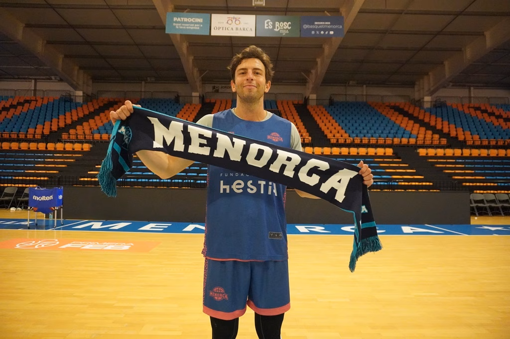 El Hestia Menorca ficha a Sergio Llorente