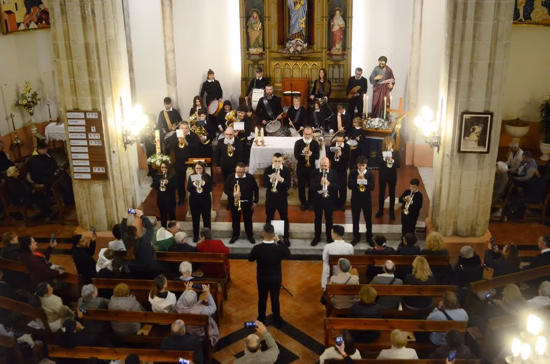 (Fotos) Nace en Maó la Asociación Musical La Redención: una nueva banda cofrade para Semana Santa