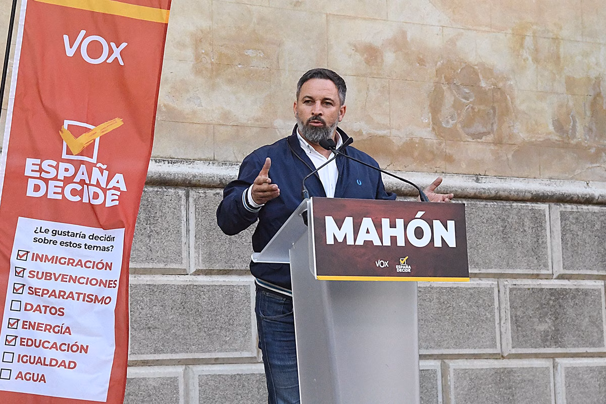 Críticos de Vox exigen "la refundación" del partido ante la falta de democracia interna