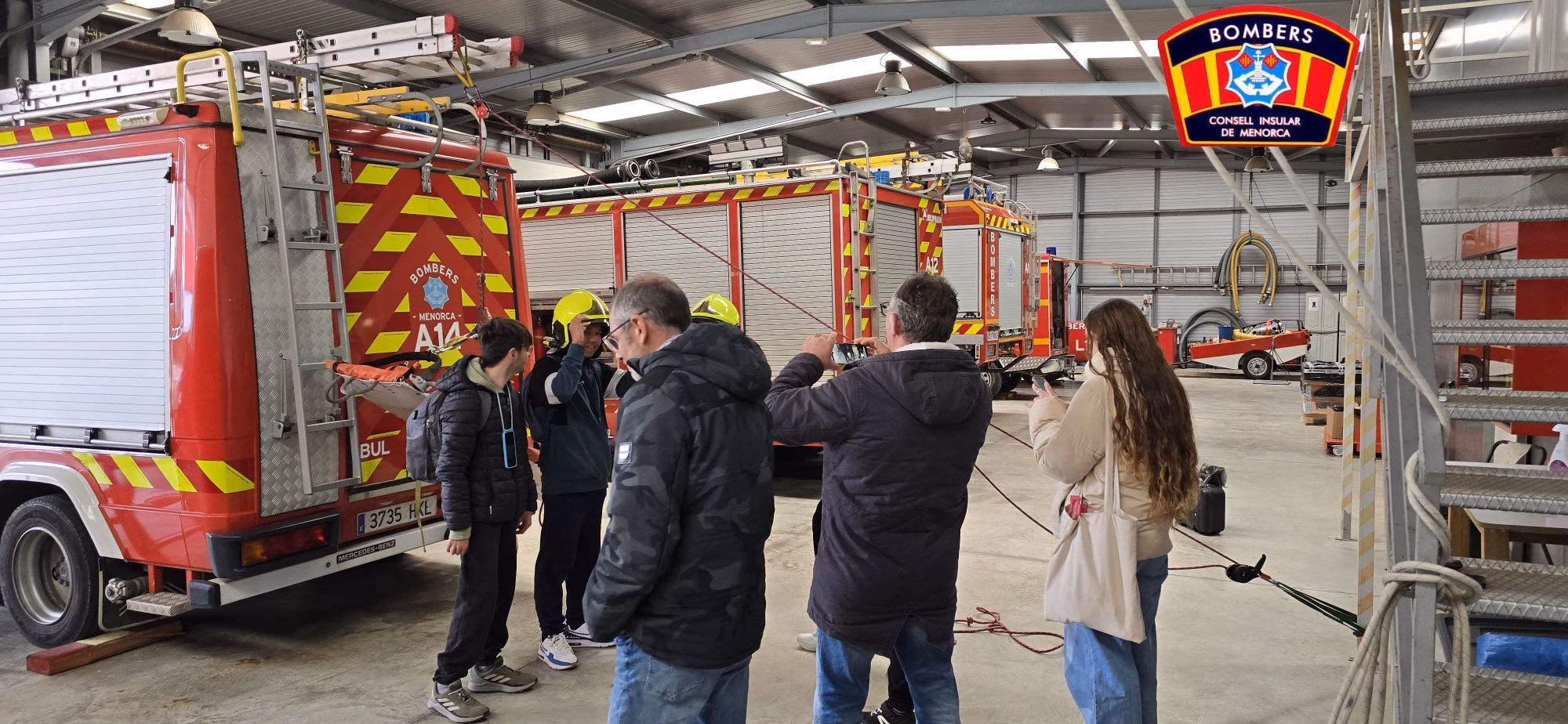 (Fotos) Los Bomberos de Menorca abren su parque a la Coordinadora de Personas con Discapacidad