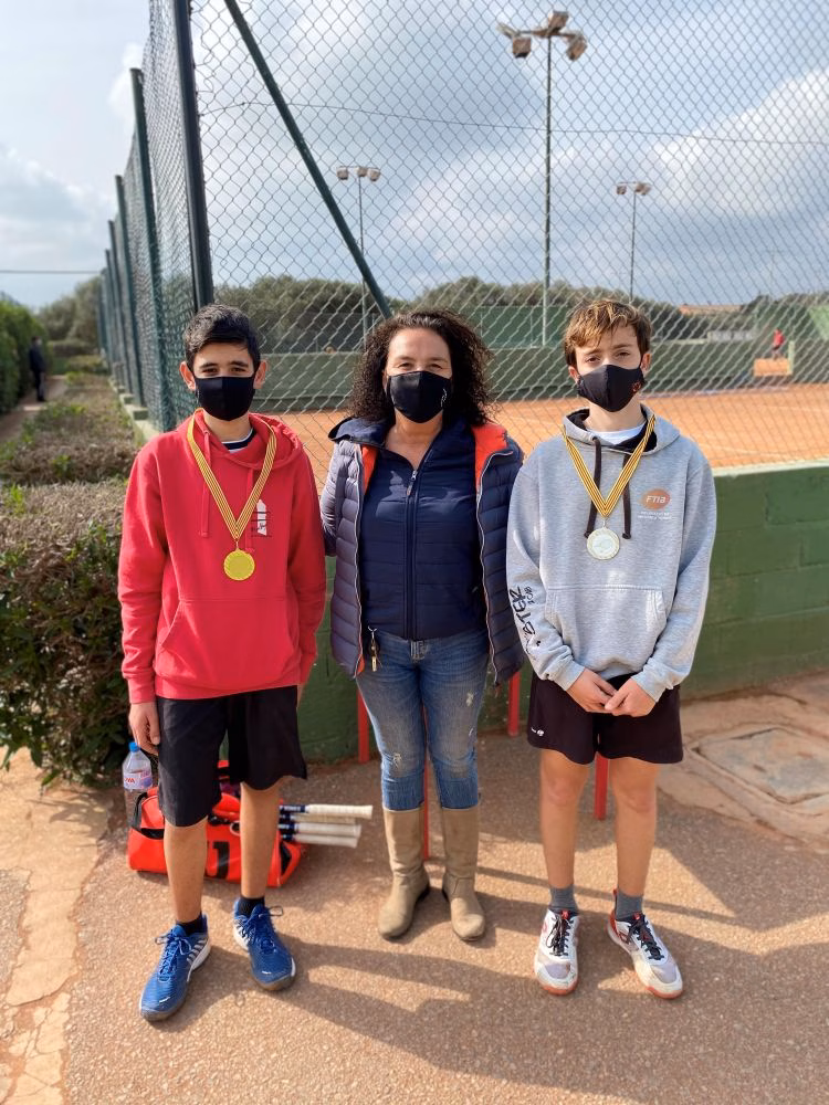 Menorca define a sus mejores tenistas infantiles