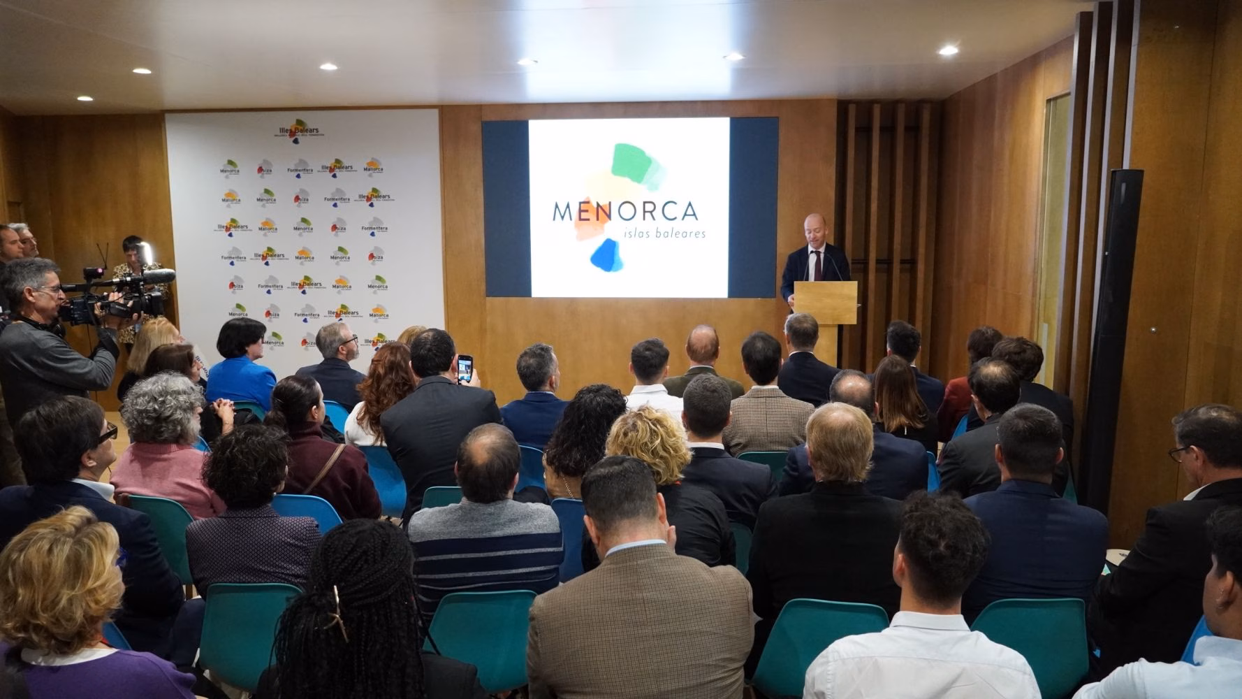 Menorca estará conectada este año con vuelos a 70 destinos