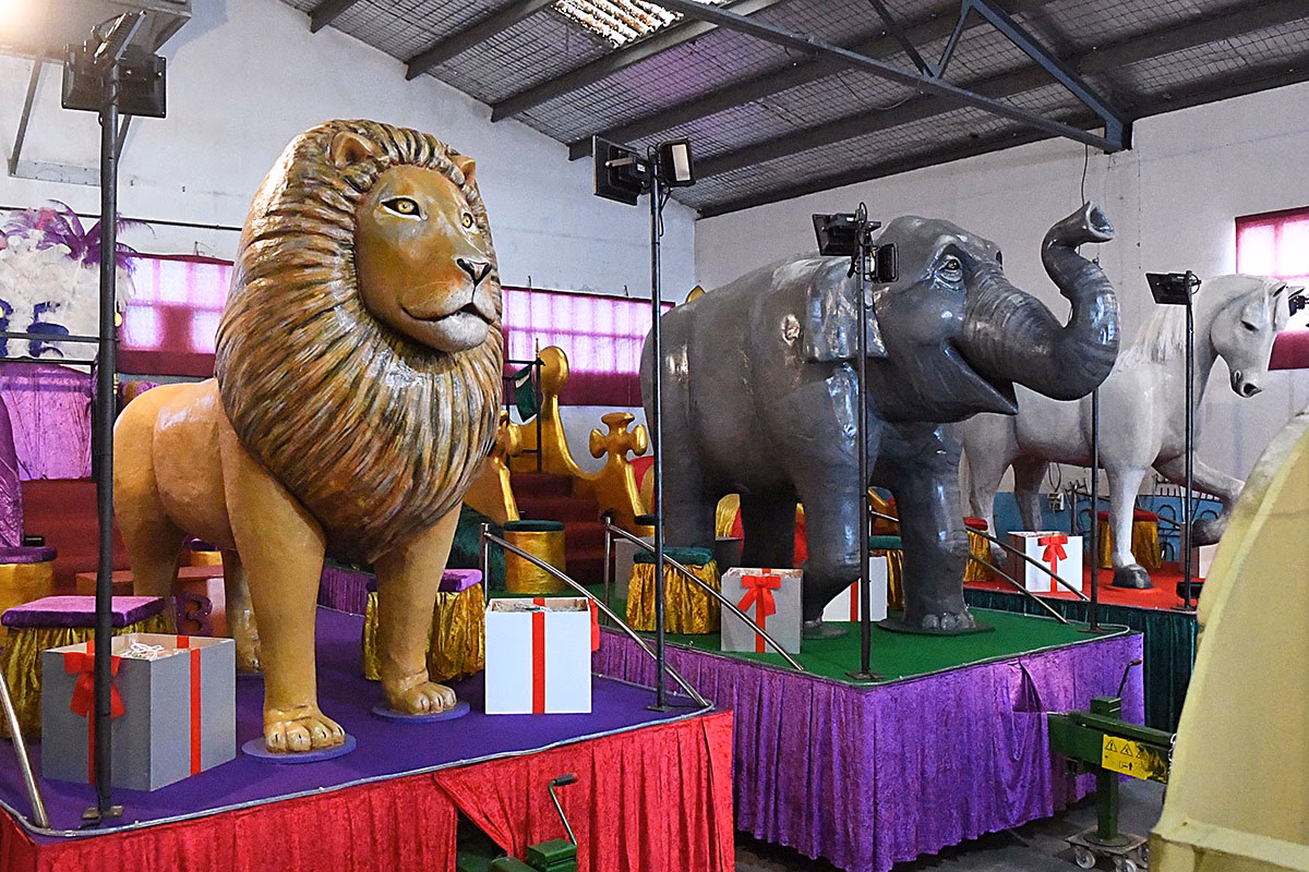 (Fotos) La ilusión real llegará a Maó en diez carrozas