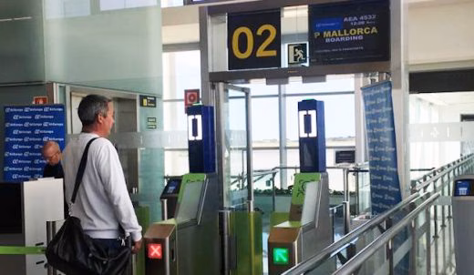 Air Europa volará entre Menorca y Mallorca