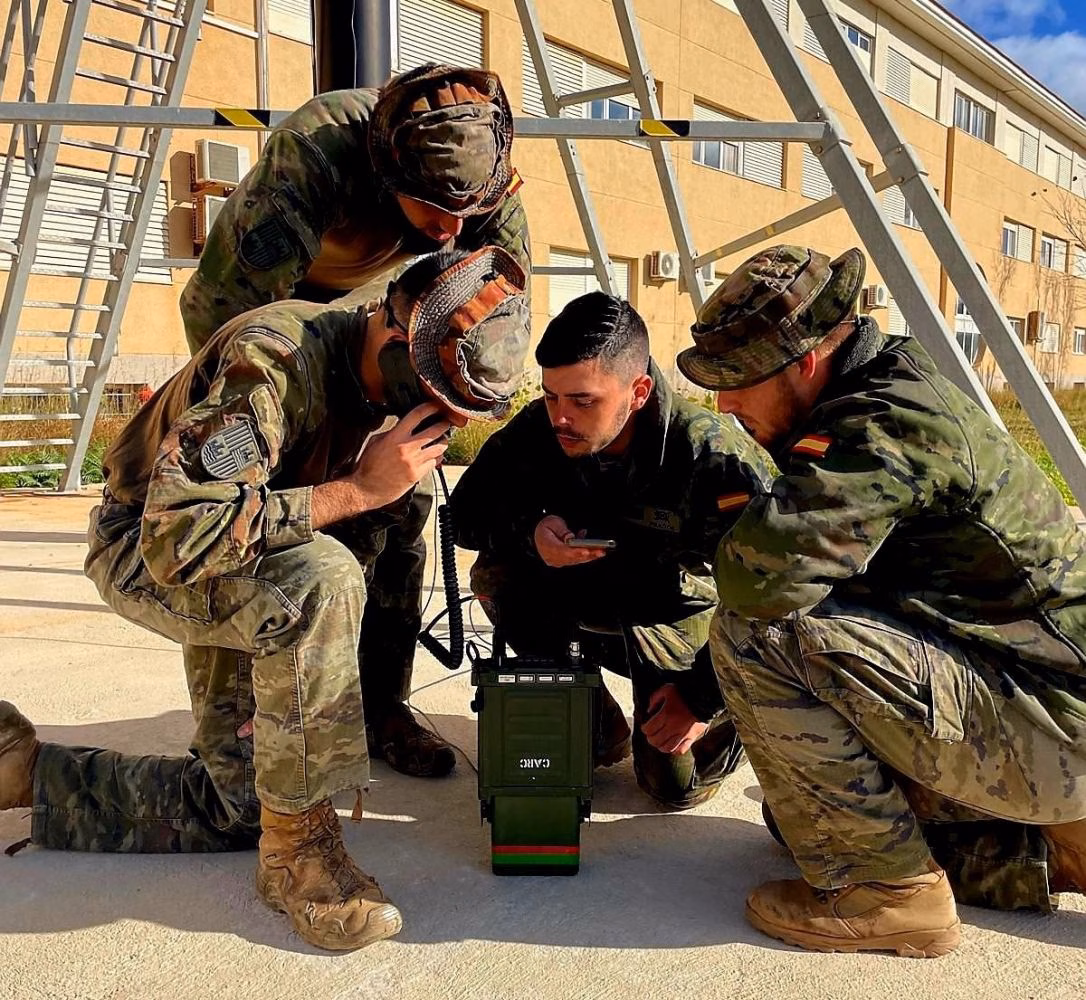 (Fotos) El Ejército se despliega por Menorca