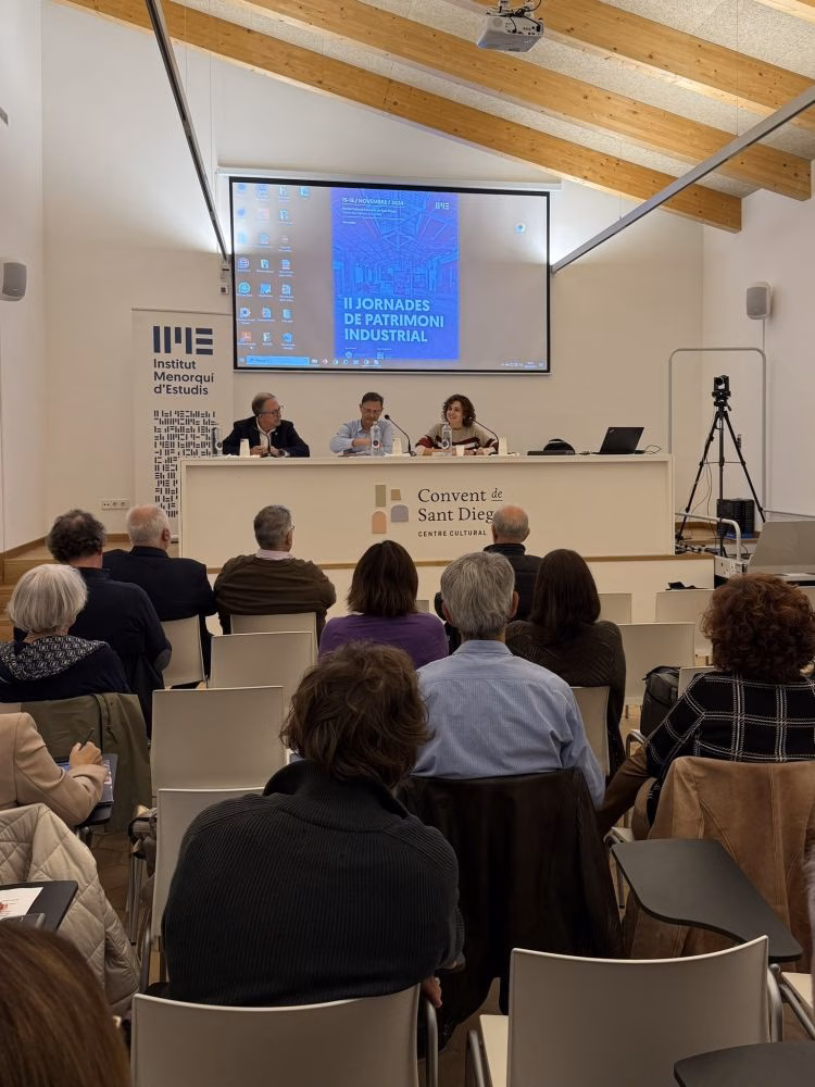 Un guiño al patrimonio industrial de Menorca