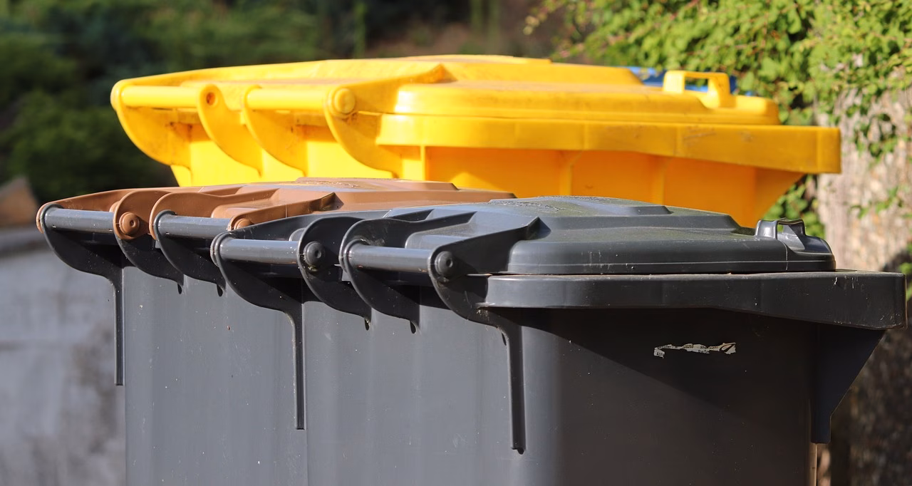 La nueva tasa de basuras y la recogida puerta a puerta son dos cosas distintas