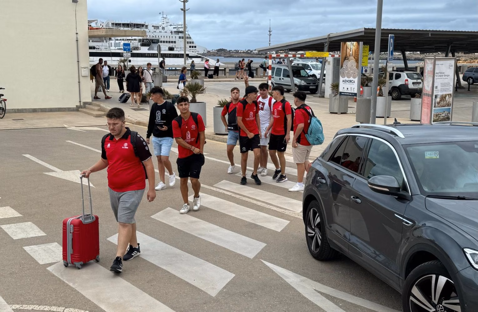 Més per Menorca acusa al Govern balear de saturar Sant Joan