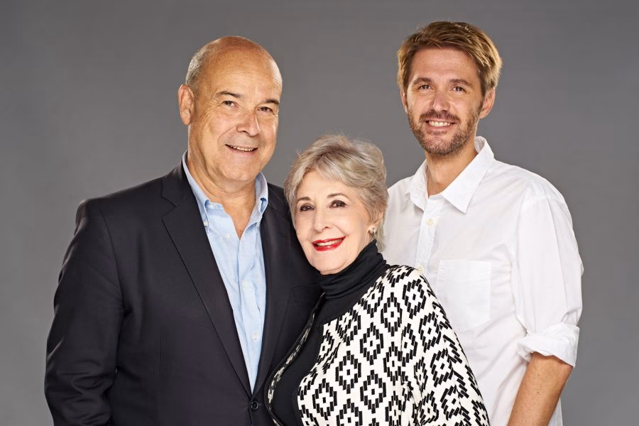 Concha Velasco y Antonio Resines acuden al Principal de Maó por "El funeral"