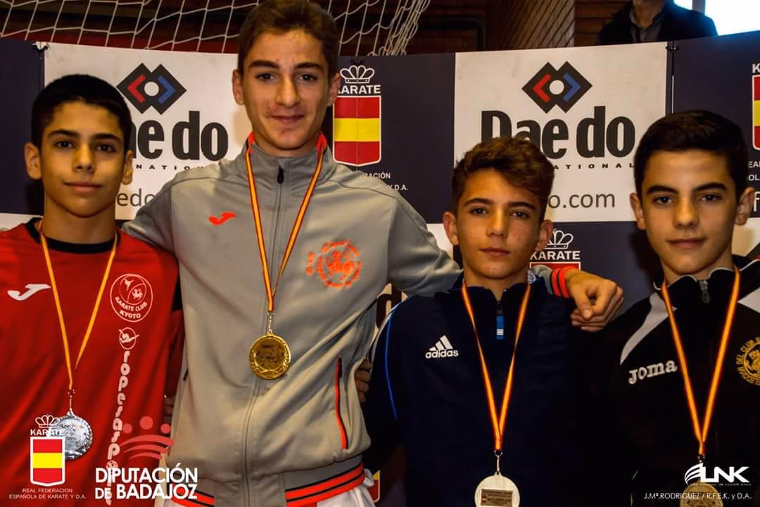 Bronce para Cristina Pons y Julen Triay en la Liga Nacional de Karate