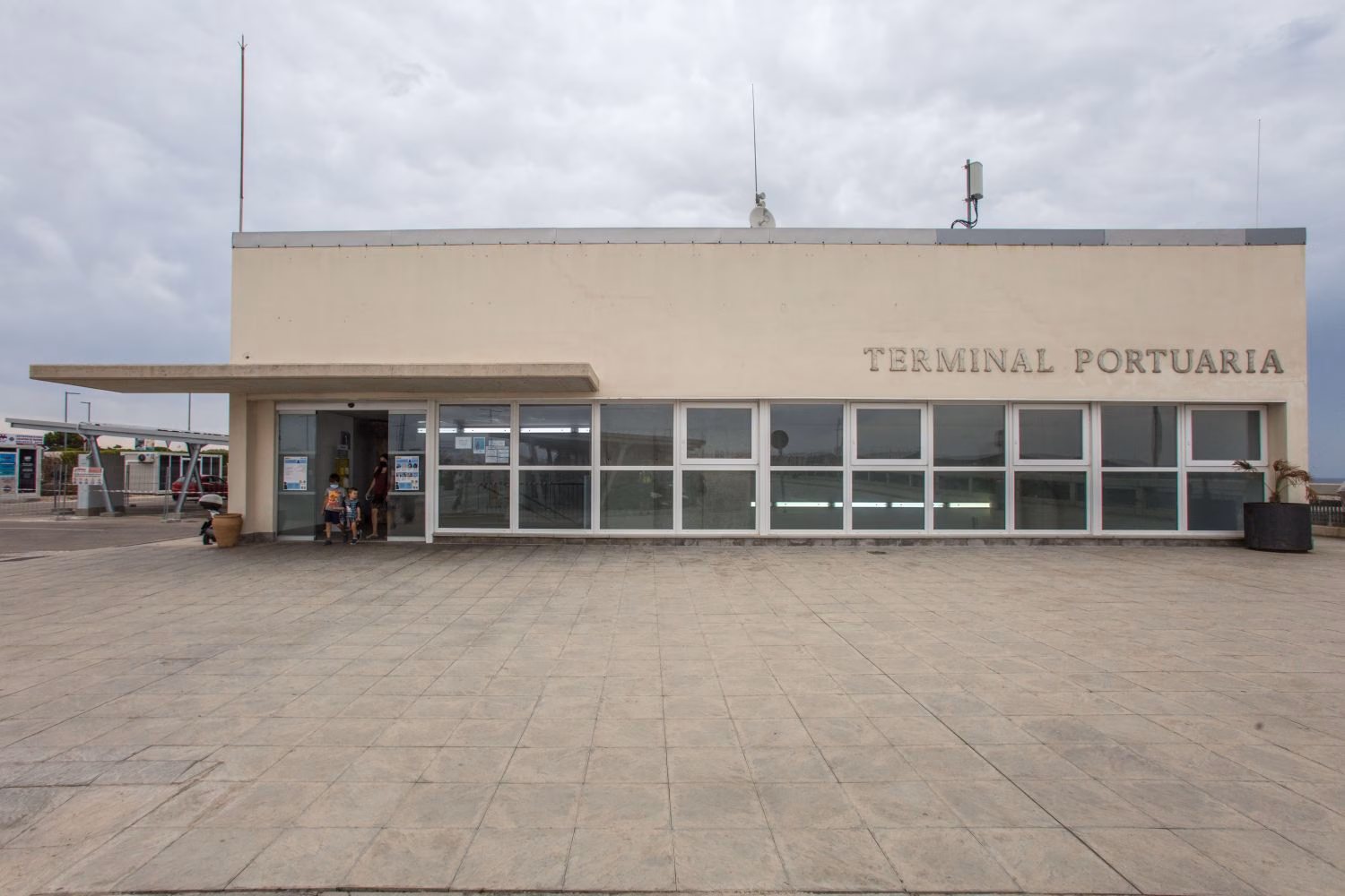 PortsIB inicia los trámites para optimizar el puerto exterior de Ciutadella