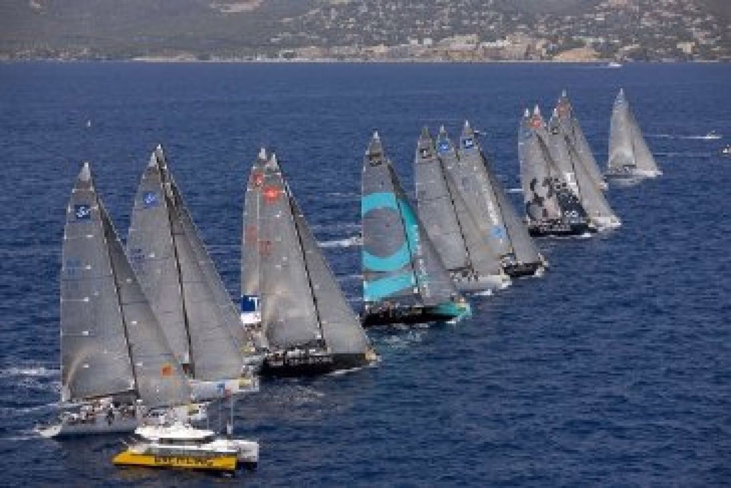 La vela reportará más de cinco millones de euros a Menorca en apenas un mes