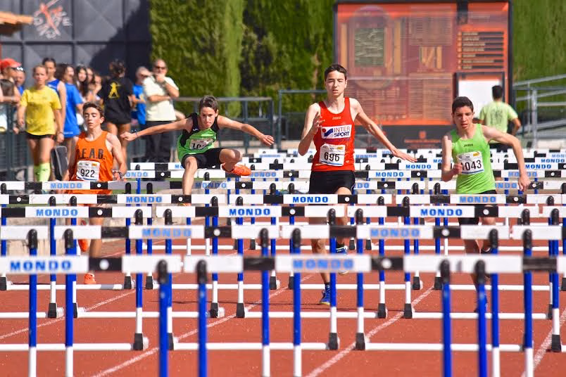 Gran botín de medallas para Menorca en el escolar de Balears de atletismo