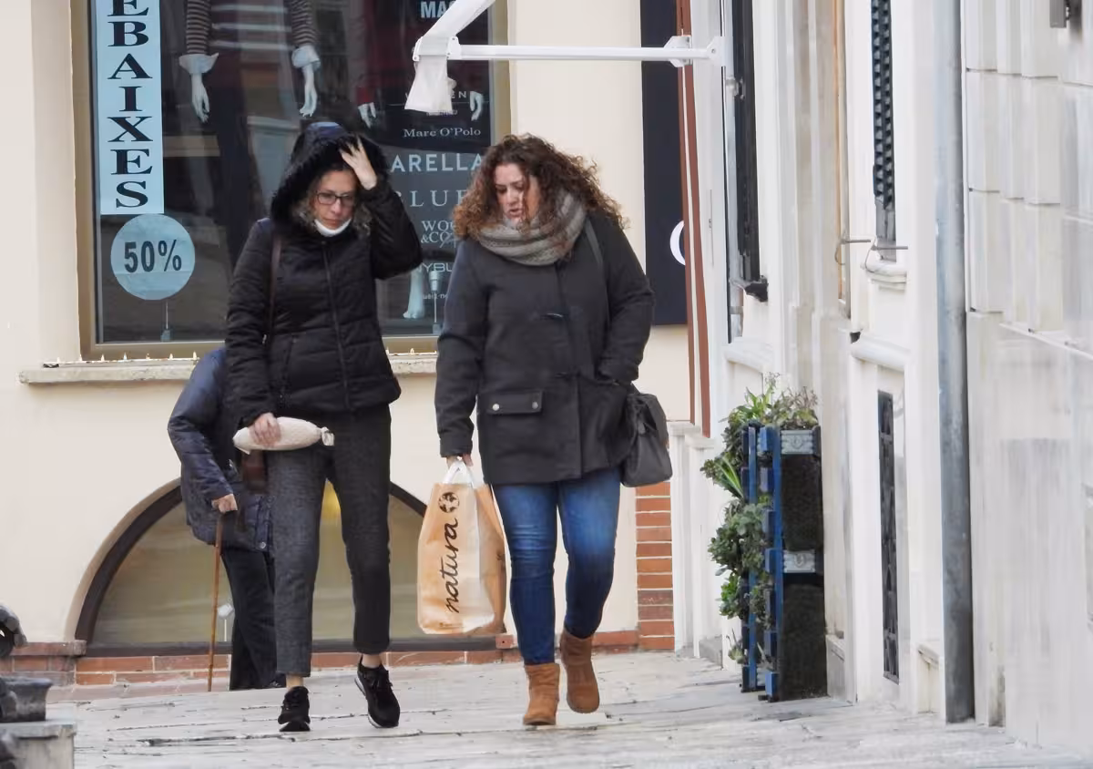 Cambio radical de tiempo en Menorca: frío, lluvia y fuerte viento a partir del domingo
