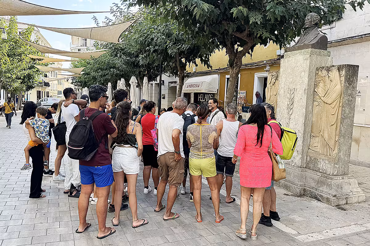 Pime alerta del cambio de tendencia del turismo en Menorca: el 45 % de empresas gana menos