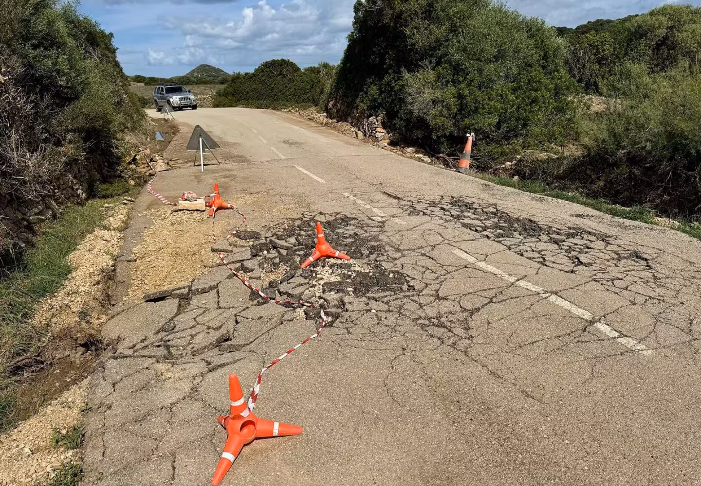 (Fotos) Avanzan los trabajos para reabrir el Camí de Tramuntana tras los destrozos de la DANA
