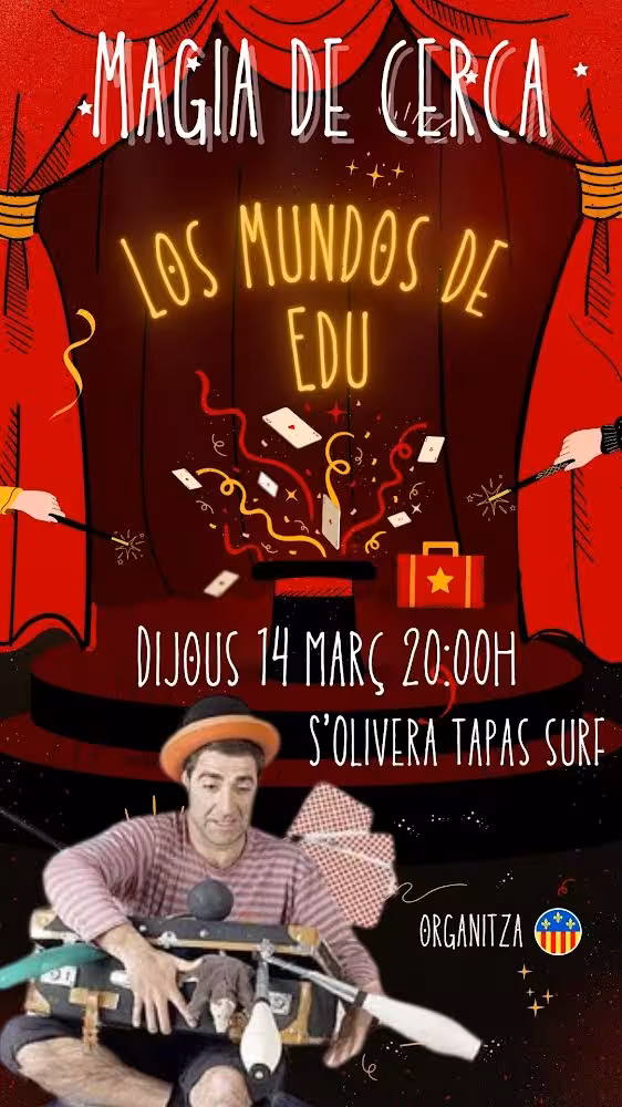 Sant Lluís celebra una sesión de magia de cerca con 'Los mundos de Edu' en S'Olivera Tapas Surf