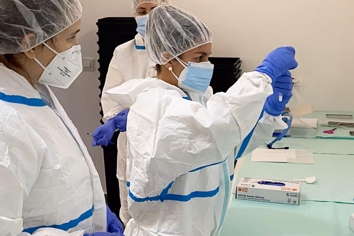 Trasladan a Son Espases a un paciente de 55 años que estaba en la UCI del Mateu Orfila