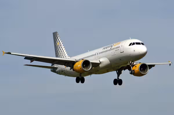 No se cerrará el espacio aéreo, "de momento"