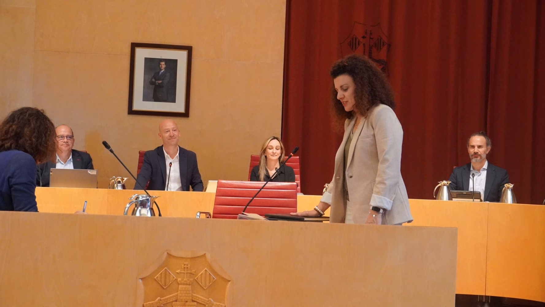 Noemí Gomila toma posesión como nueva consellera del PSOE en el Consell