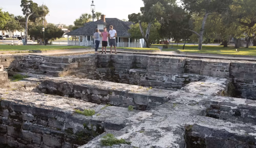 Creen haber encontrado la ubicación original de la antigua iglesia del Padre Camps en Florida