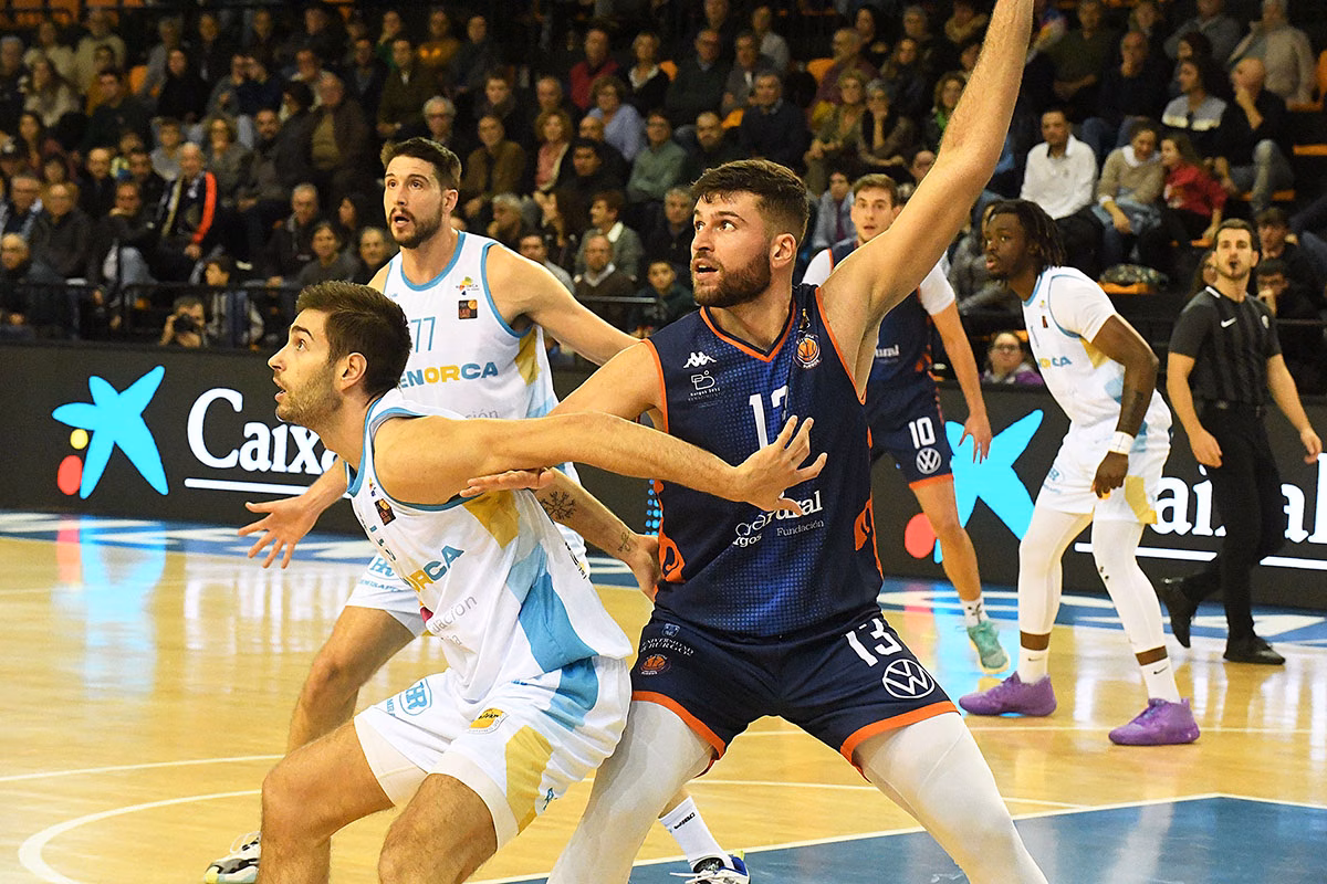 El Hestia Menorca busca una victoria como mejor regalo de Navidad