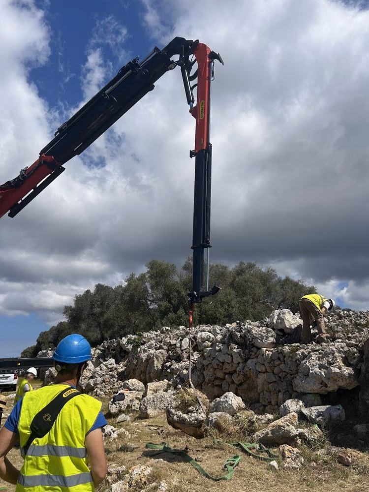Inician los trabajos de restauración de la muralla de Son Catlar